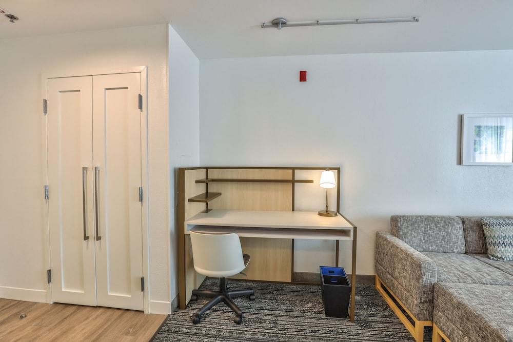 Alluxsuites At 1876, Ascend Hotel Collection Tallahassee Exterior foto