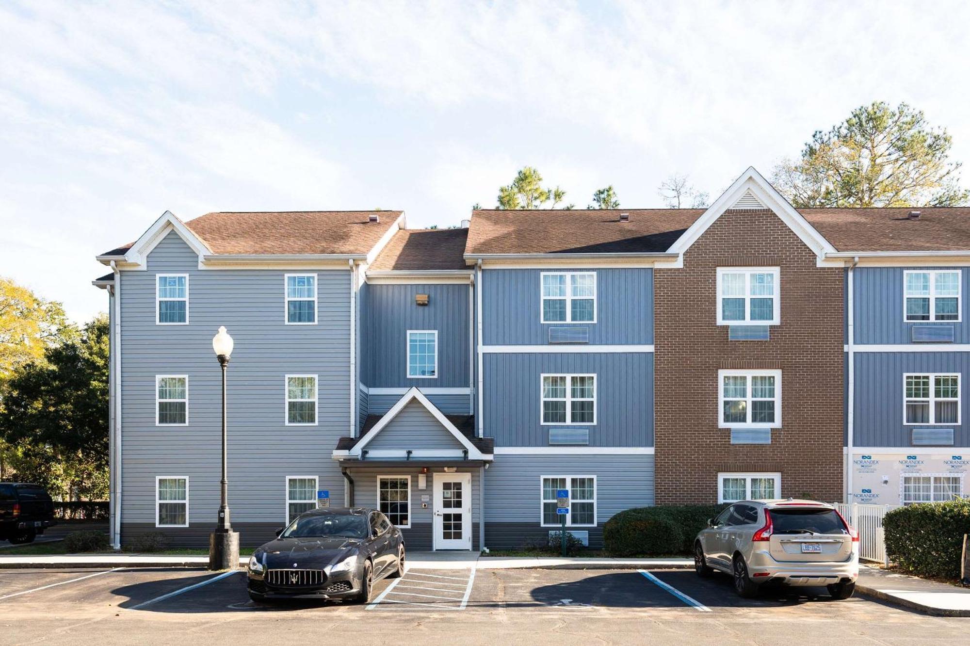 Alluxsuites At 1876, Ascend Hotel Collection Tallahassee Exterior foto