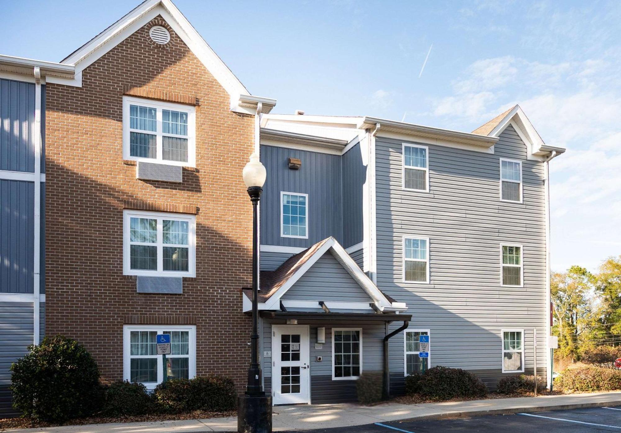 Alluxsuites At 1876, Ascend Hotel Collection Tallahassee Exterior foto
